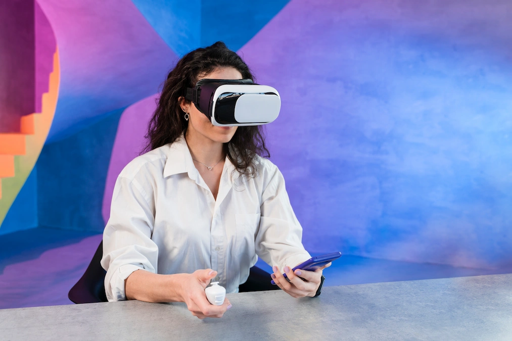 woman using vr mobile phone